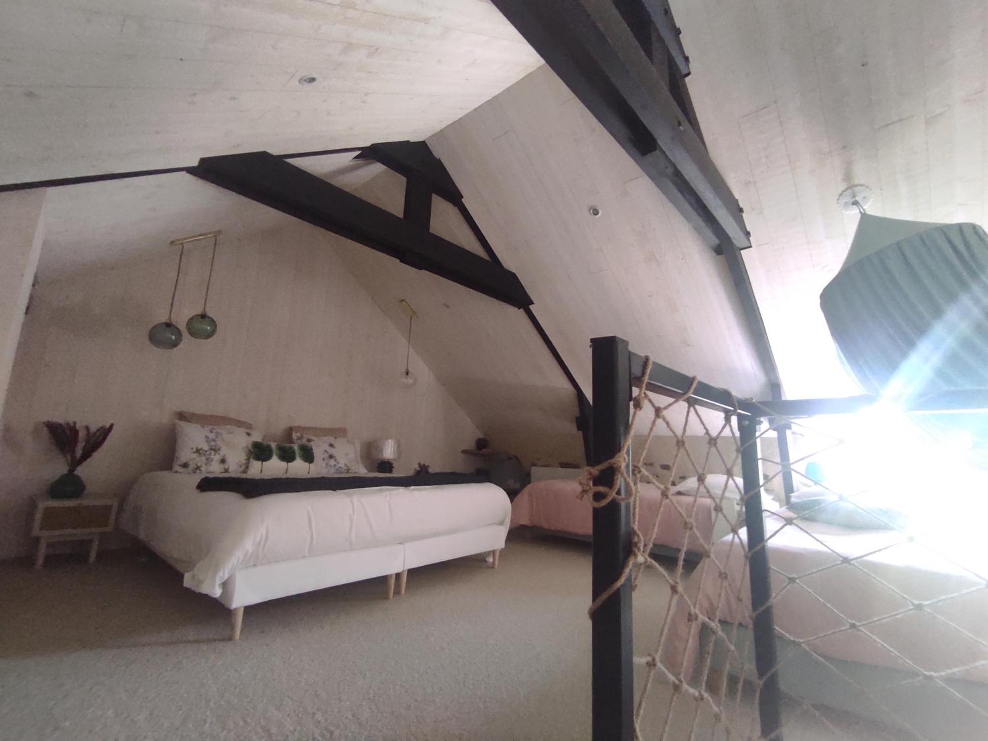 La Ville Es Riez Chambre D'Hotes Corseul Esterno foto