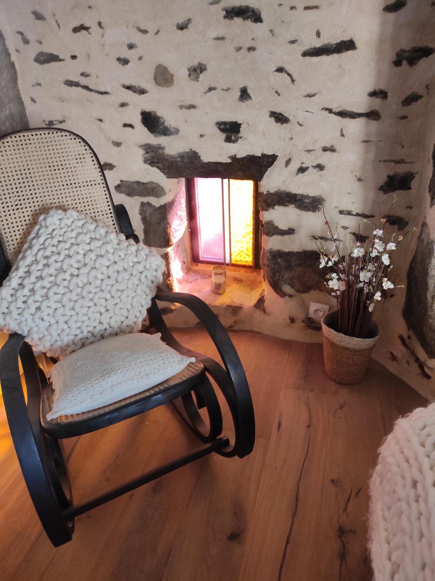 La Ville Es Riez Chambre D'Hotes Corseul Esterno foto